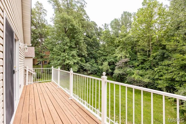 1660 Golf Course Drive, Belleville, IL 62220