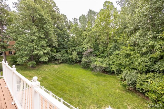 1660 Golf Course Drive, Belleville, IL 62220