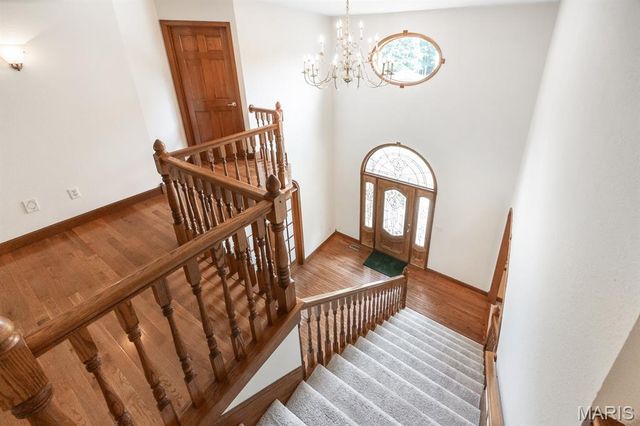 1660 Golf Course Drive, Belleville, IL 62220