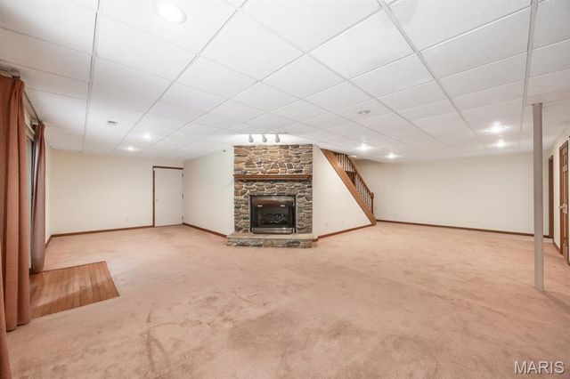 1660 Golf Course Drive, Belleville, IL 62220