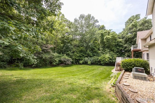 1660 Golf Course Drive, Belleville, IL 62220