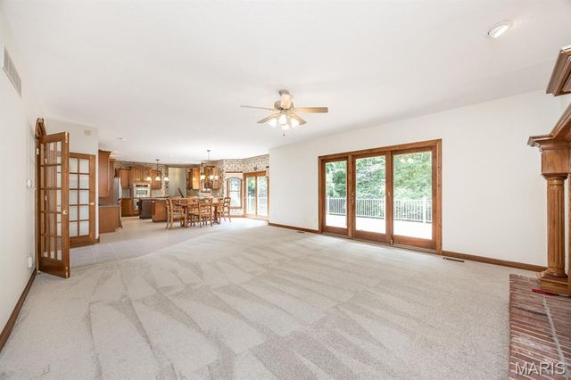 1660 Golf Course Drive, Belleville, IL 62220