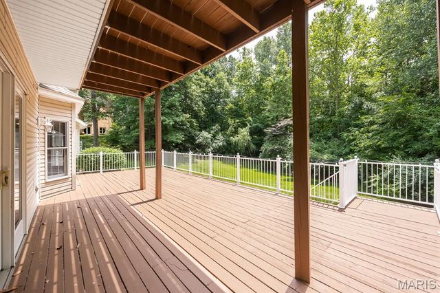 1660 Golf Course Drive, Belleville, IL 62220