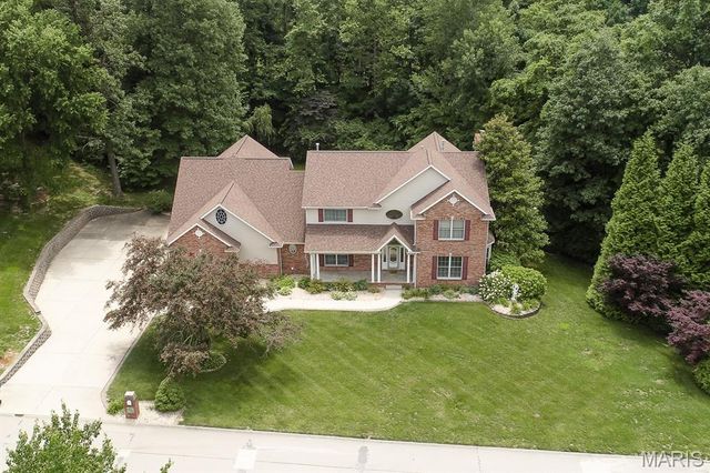 1660 Golf Course Drive, Belleville, IL 62220