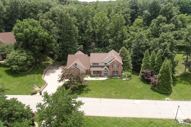 1660 Golf Course Drive, Belleville, IL 62220