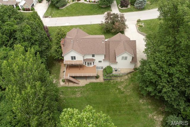 1660 Golf Course Drive, Belleville, IL 62220