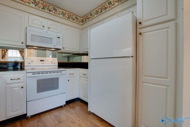 313 Kensington Court 313, Huntsville, AL 35802