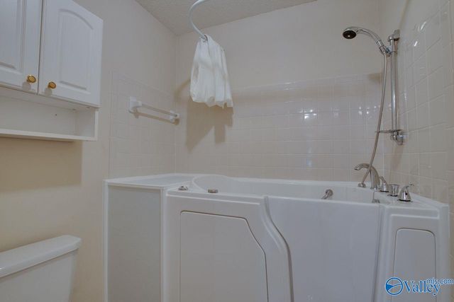 313 Kensington Court 313, Huntsville, AL 35802