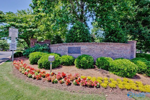 313 Kensington Court 313, Huntsville, AL 35802