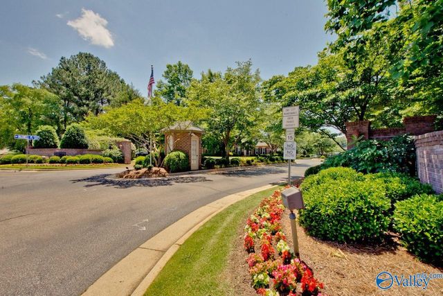 313 Kensington Court 313, Huntsville, AL 35802