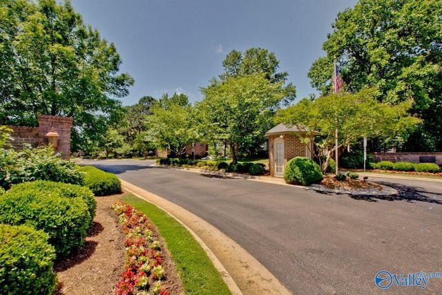 313 Kensington Court 313, Huntsville, AL 35802