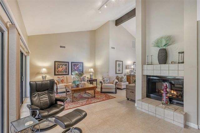 4555 CHANDLERS FORDE 47, Sarasota, FL 34235