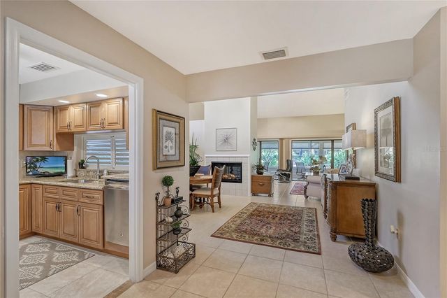4555 CHANDLERS FORDE 47, Sarasota, FL 34235