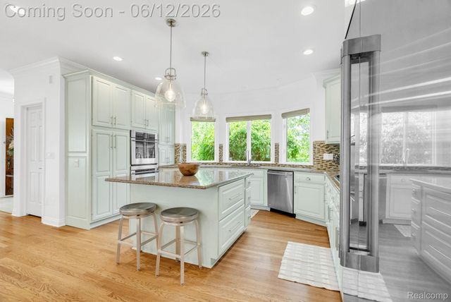 3737 Harbor Lane, East China Township, MI 48054