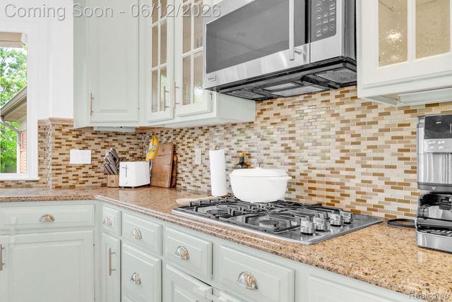 3737 Harbor Lane, East China Township, MI 48054