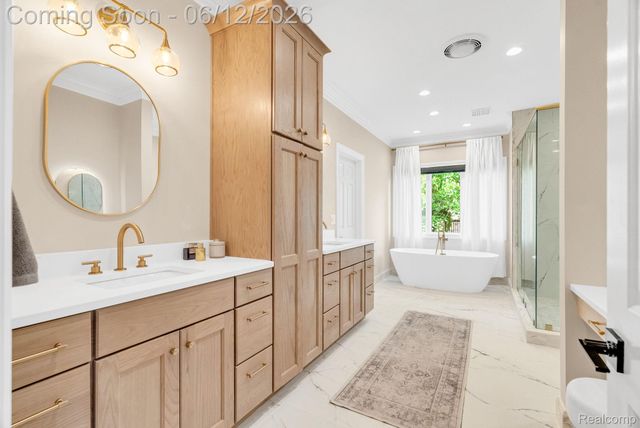 3737 Harbor Lane, East China Township, MI 48054
