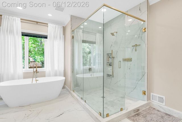 3737 Harbor Lane, East China Township, MI 48054