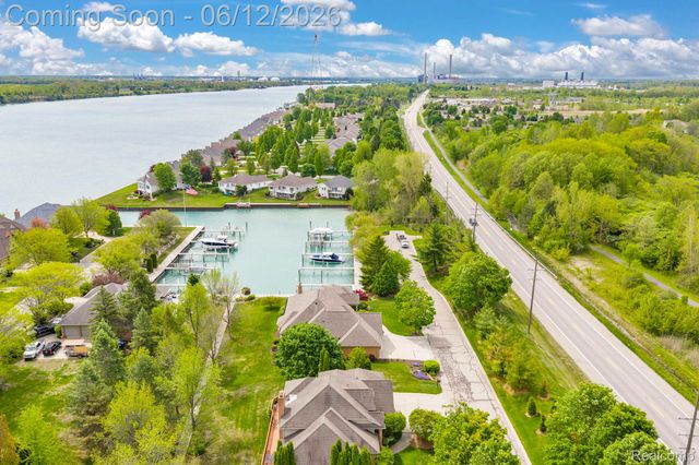 3737 Harbor Lane, East China Township, MI 48054