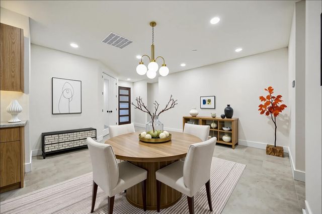 1423 Mapleton Drive, Houston, TX 77043