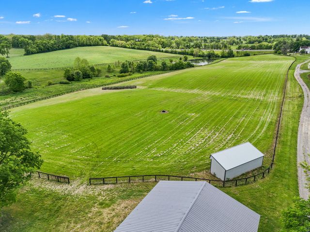 4119 W Leestown Road, Midway, KY 40347