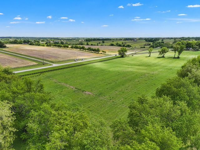 4119 W Leestown Road, Midway, KY 40347