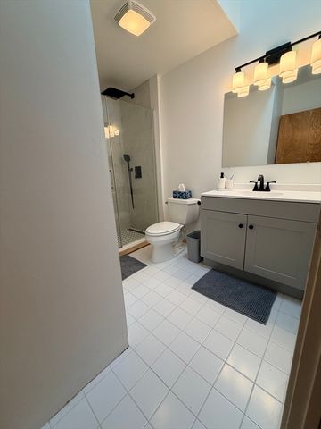 23 Marion Rd B, Salem, MA 01970