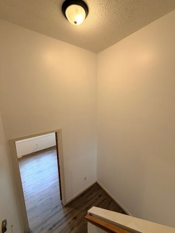 23 Marion Rd B, Salem, MA 01970