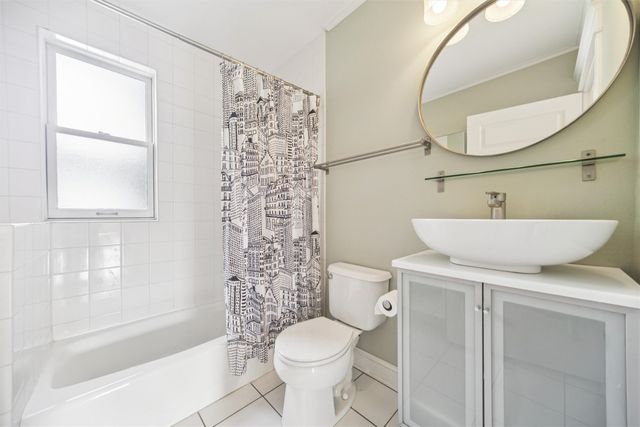 1503 Pleasant Street 6, Des Moines, IA 50314