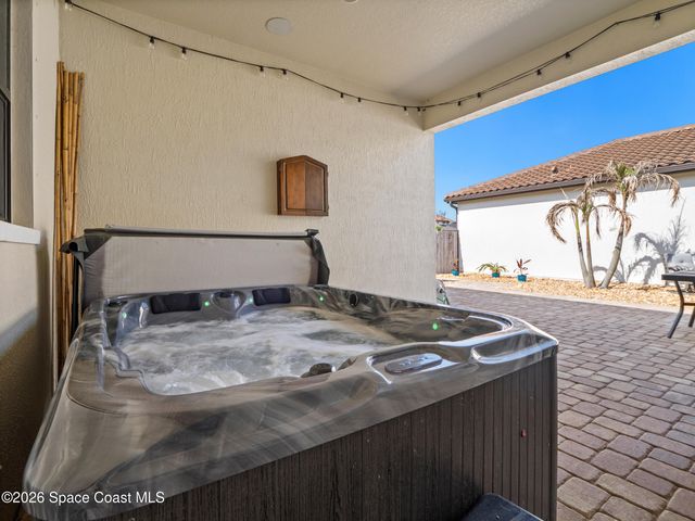 2377 Trava Lane, Melbourne, FL 32940