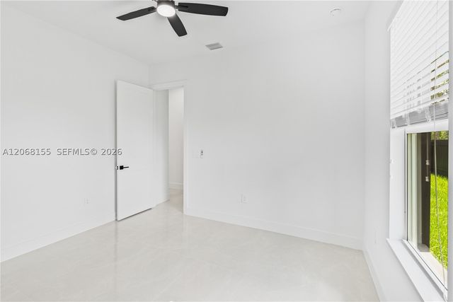 942 E KANUGA ST, Lehigh Acres, FL 33974