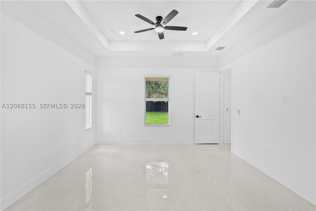 942 E KANUGA ST, Lehigh Acres, FL 33974
