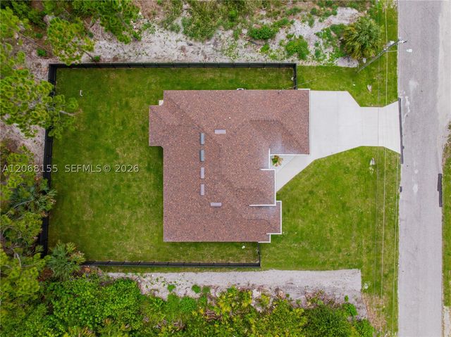 942 E KANUGA ST, Lehigh Acres, FL 33974