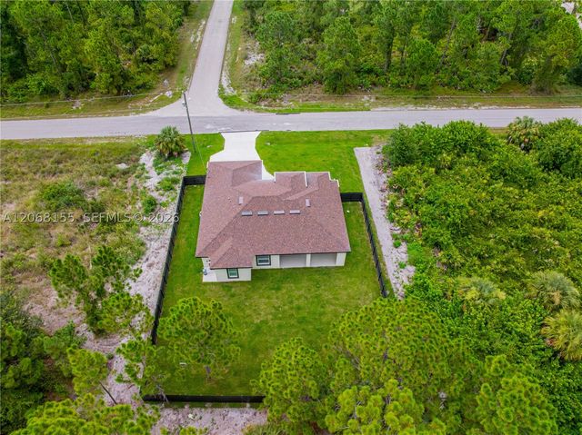 942 E KANUGA ST, Lehigh Acres, FL 33974