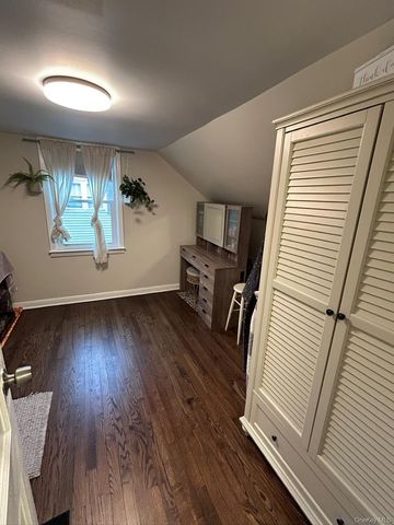 6 Wilson Boulevard, Poughkeepsie, NY 12603