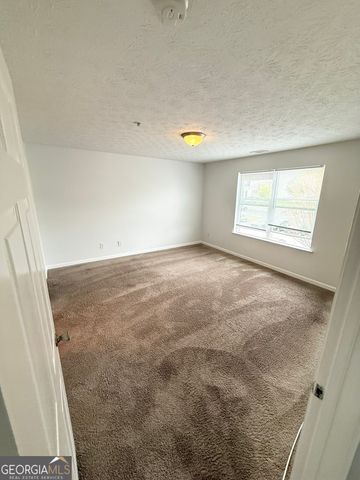 10201 Fairington Ridge Circle, Lithonia, GA 30038