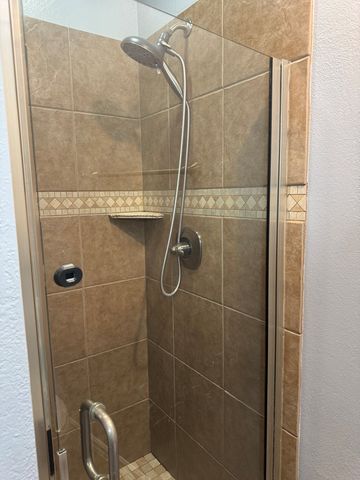 403 Crenshaw Dr, Midland, TX 79705