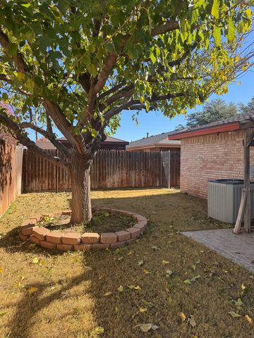 403 Crenshaw Dr, Midland, TX 79705