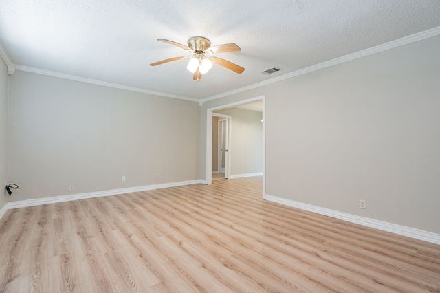 1120 N 3rd Street, Wills Point, TX 75169