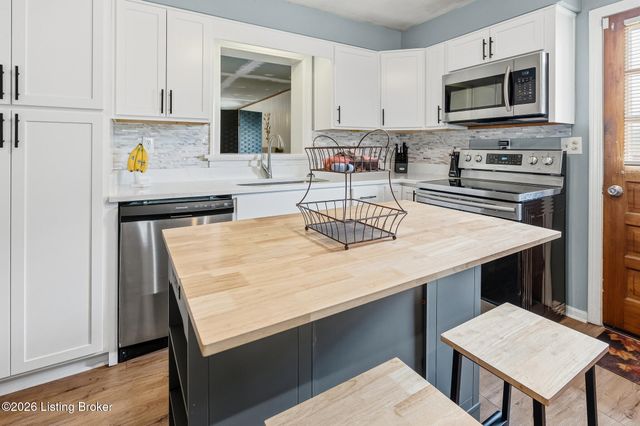 2603 Royster Way, Louisville, KY 40258