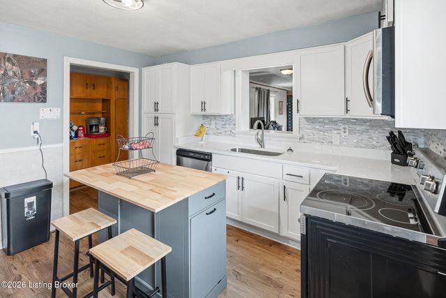 2603 Royster Way, Louisville, KY 40258