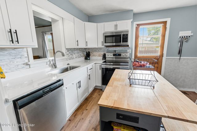 2603 Royster Way, Louisville, KY 40258