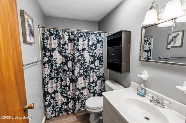2603 Royster Way, Louisville, KY 40258