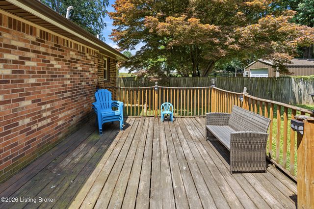 2603 Royster Way, Louisville, KY 40258