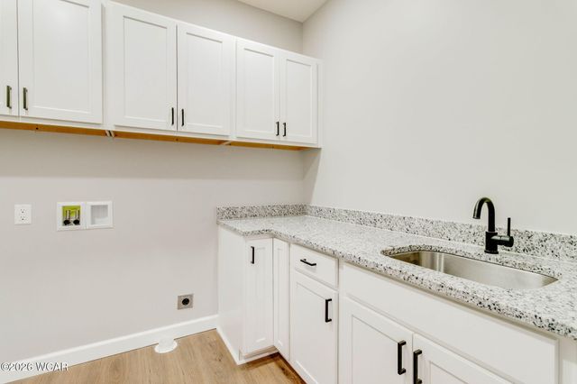 2739 Pine Run, Lima, OH 45801