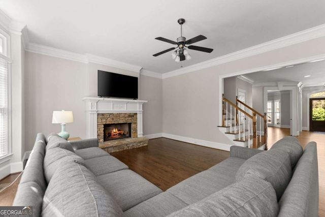 960 Allen Lake Lane, Suwanee, GA 30024