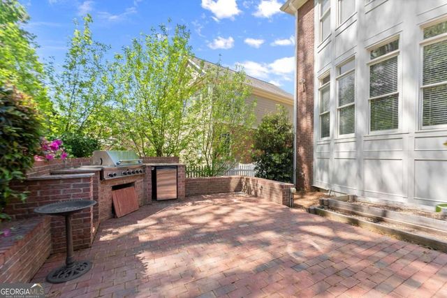 960 Allen Lake Lane, Suwanee, GA 30024