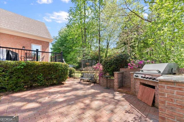 960 Allen Lake Lane, Suwanee, GA 30024