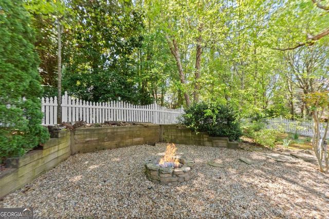 960 Allen Lake Lane, Suwanee, GA 30024