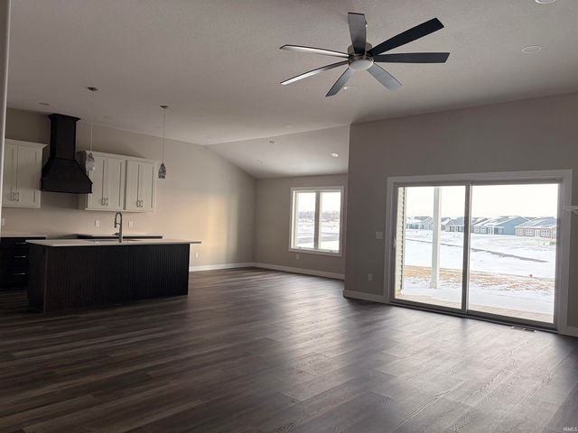 5070 CHICKADEE Drive, Woodburn, IN 46797