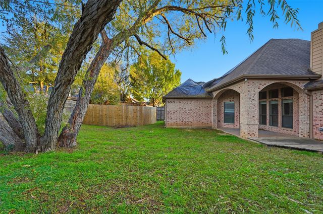 2205 Jefferson Trail, Denton, TX 76205